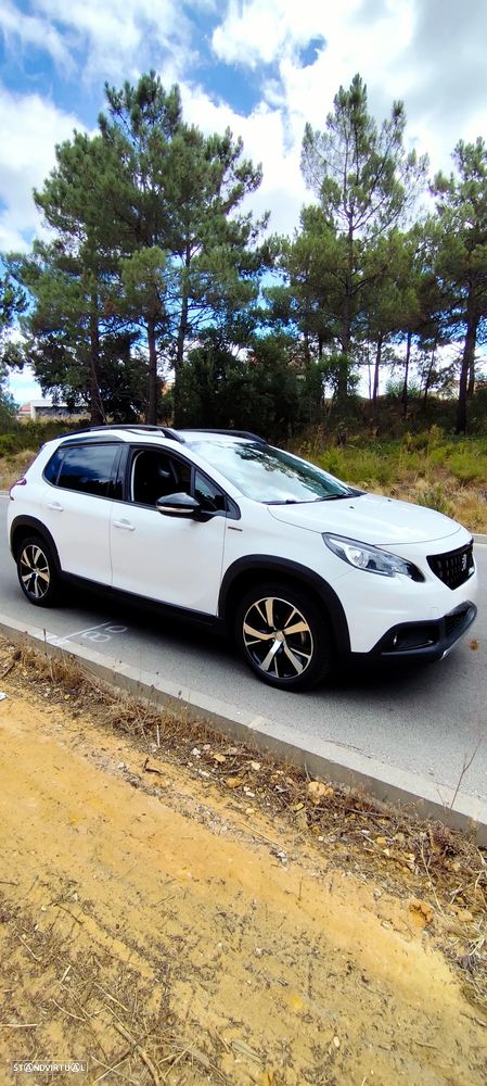 Peugeot 2008 PureTech 110 Stop&Start EAT6 GT-Line Edition - 3