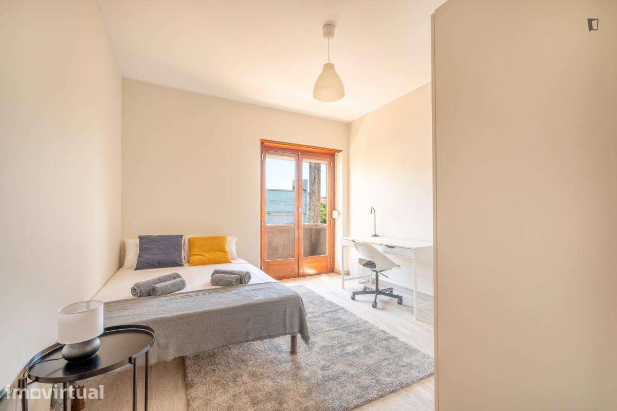 Quarto - localizado em Saldanha Lisbon - Grande imagem: 2/18