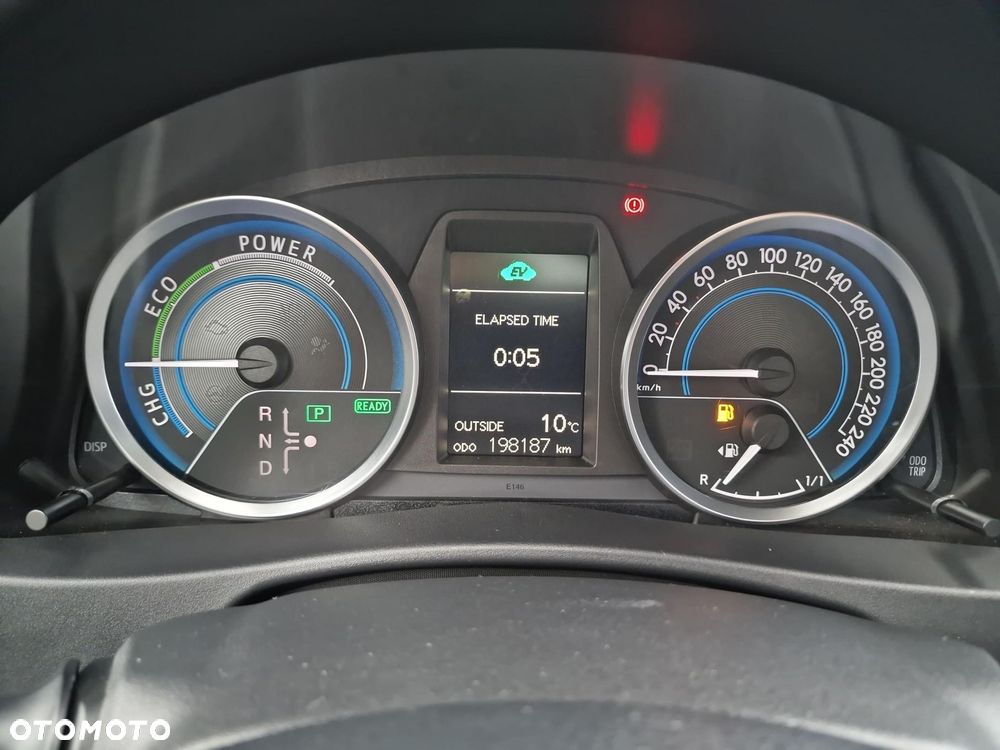 Toyota Auris Hybrid 135 Premium - 23
