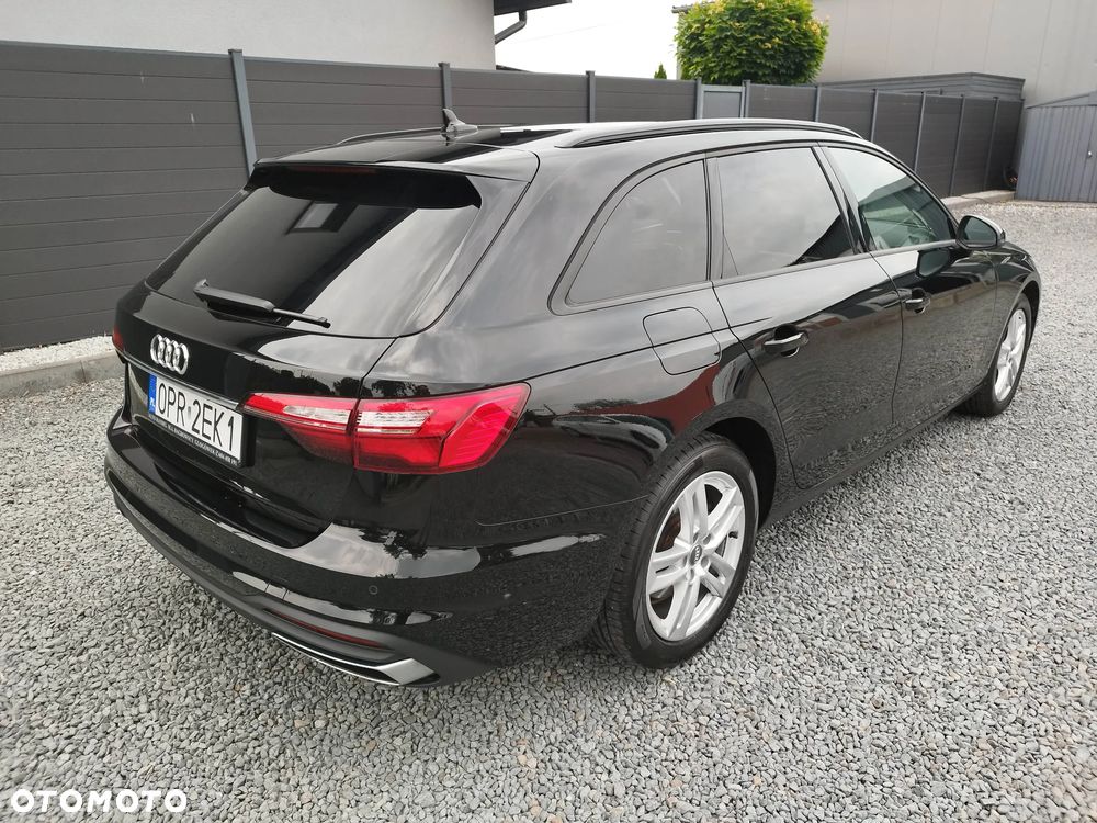 Audi A4 Avant 40 TDI S tronic - 9