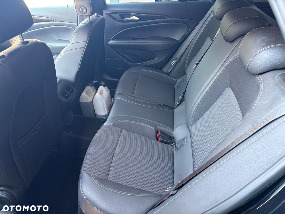 Opel Insignia 2.0 CDTI Innovation S&S - 18