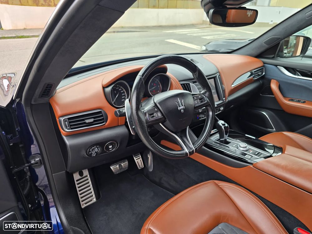 Maserati Levante - 13