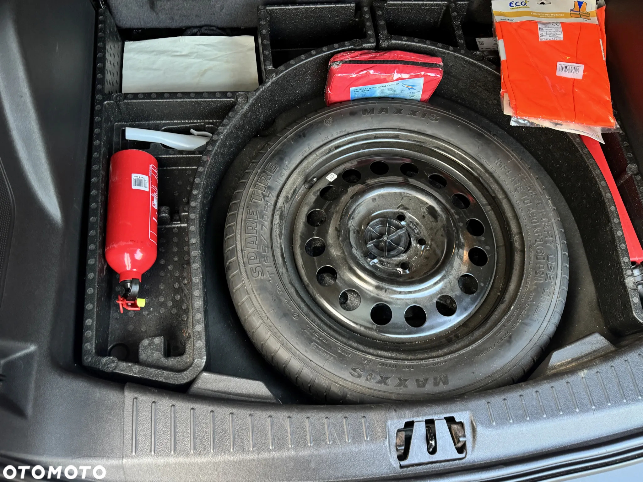 Ford Escape - 28