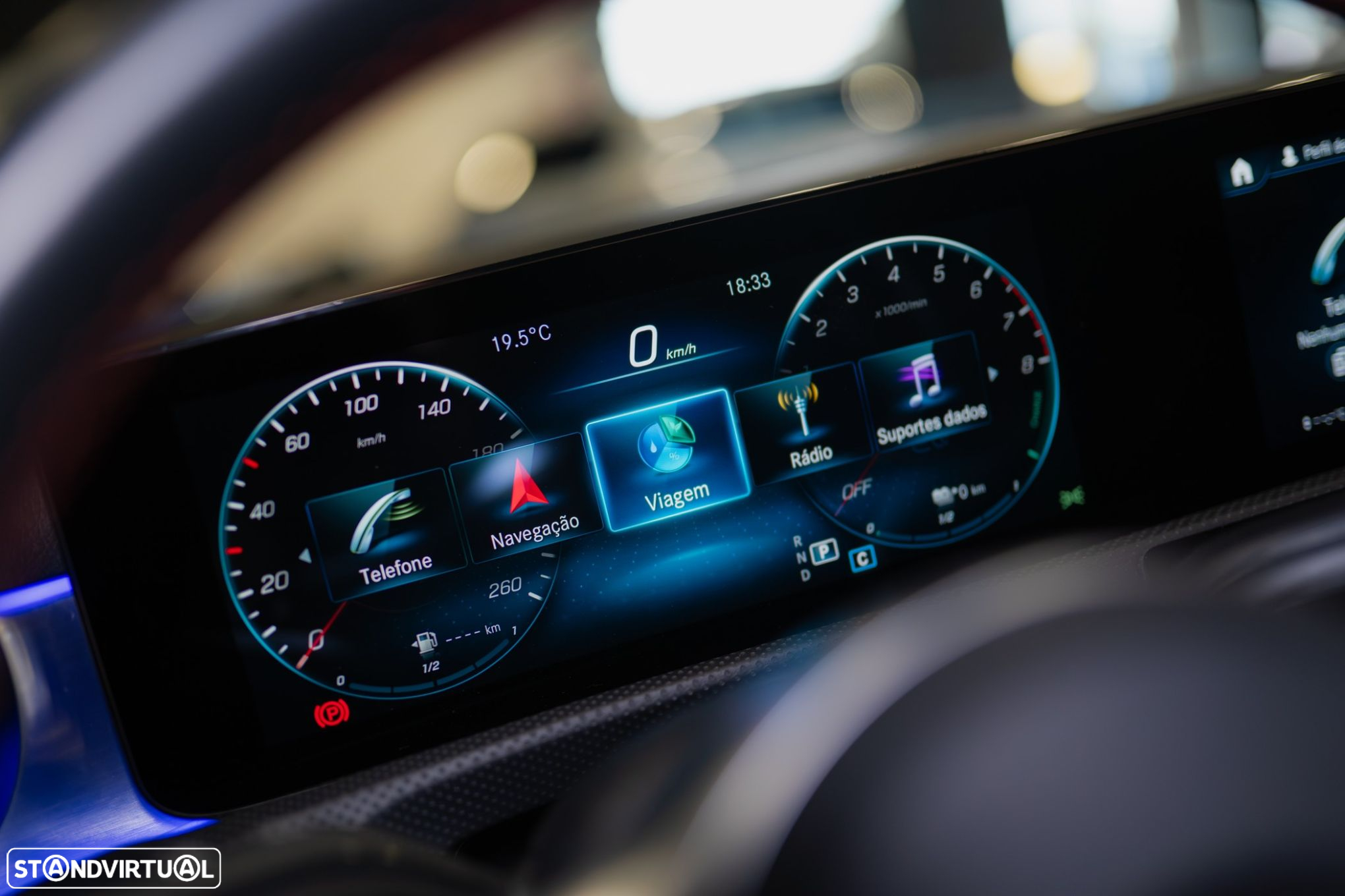 Mercedes-Benz A 250 Limousine e AMG Line - 31