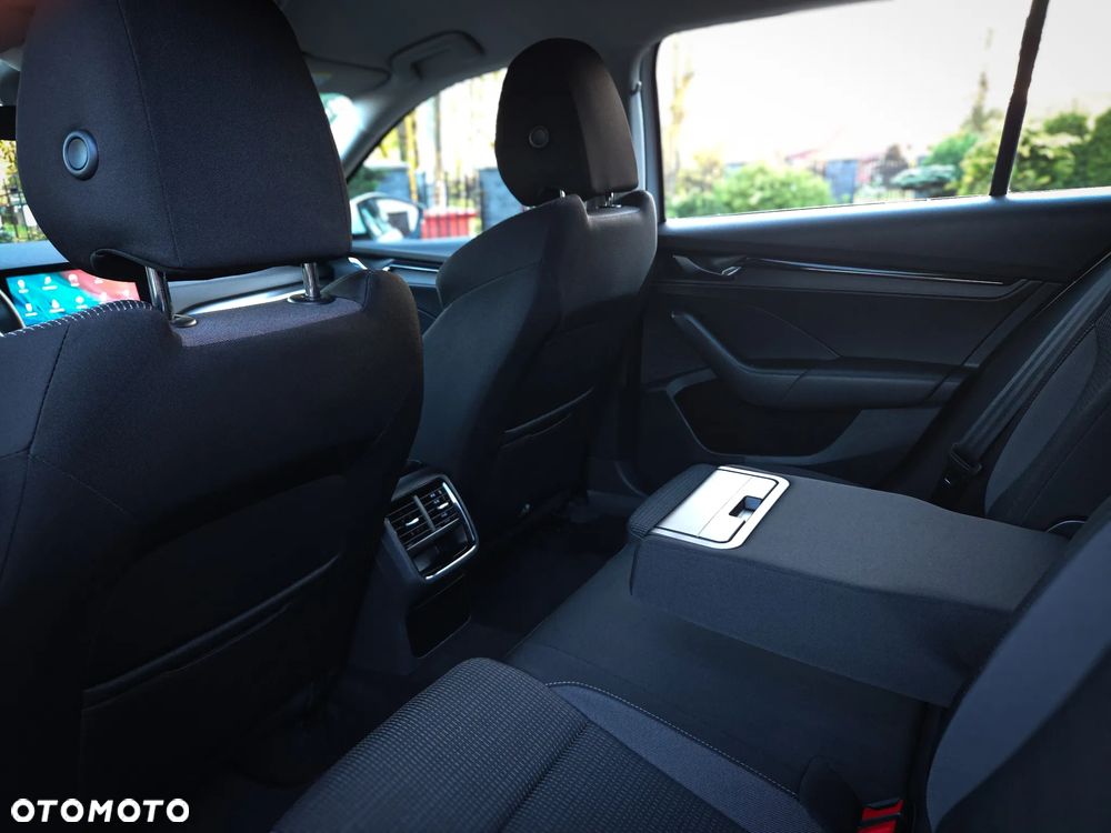 Skoda Octavia 2.0 TDI DSG Edition - 21