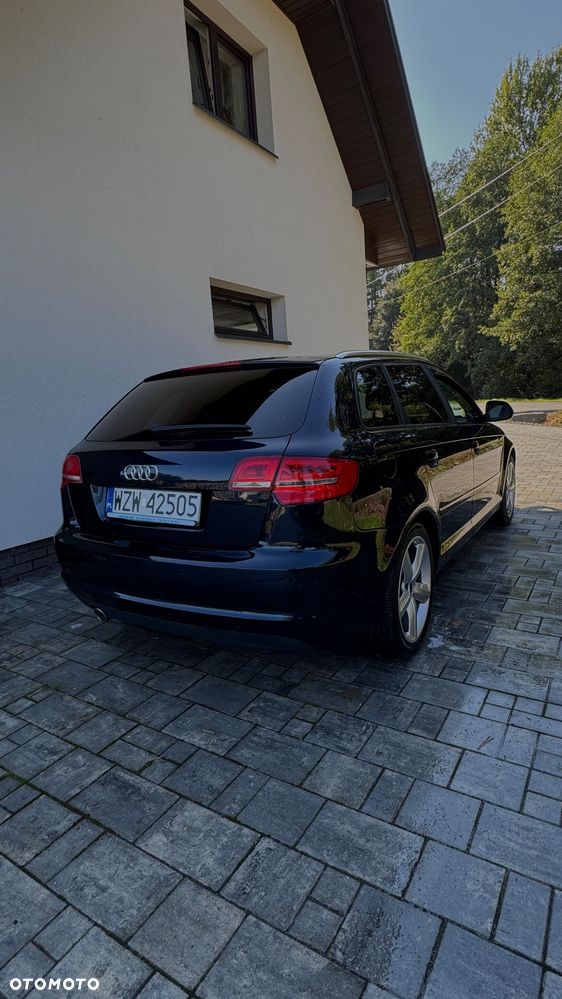 Audi A3 Sportback - 3