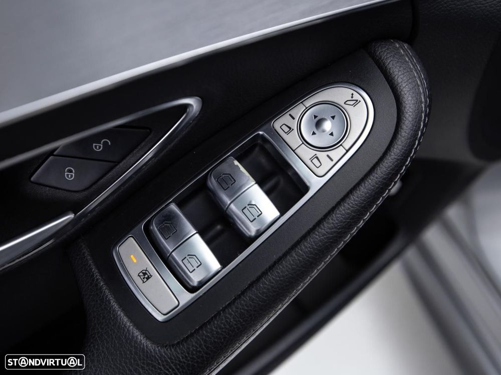 Mercedes-Benz C 180 - 15