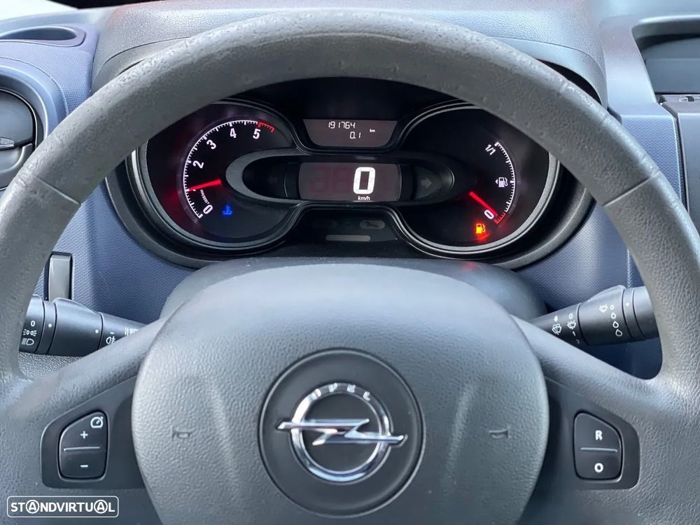 Opel Vívaro 1.6 CDTi 120HP 3L - 12