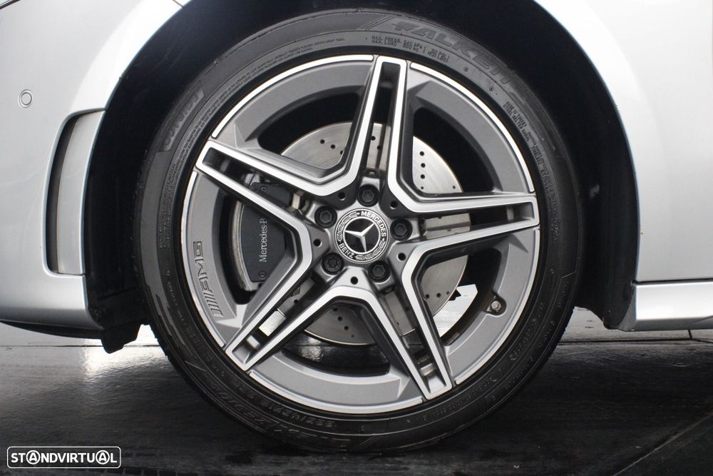 Mercedes-Benz A 250 e AMG Line - 54