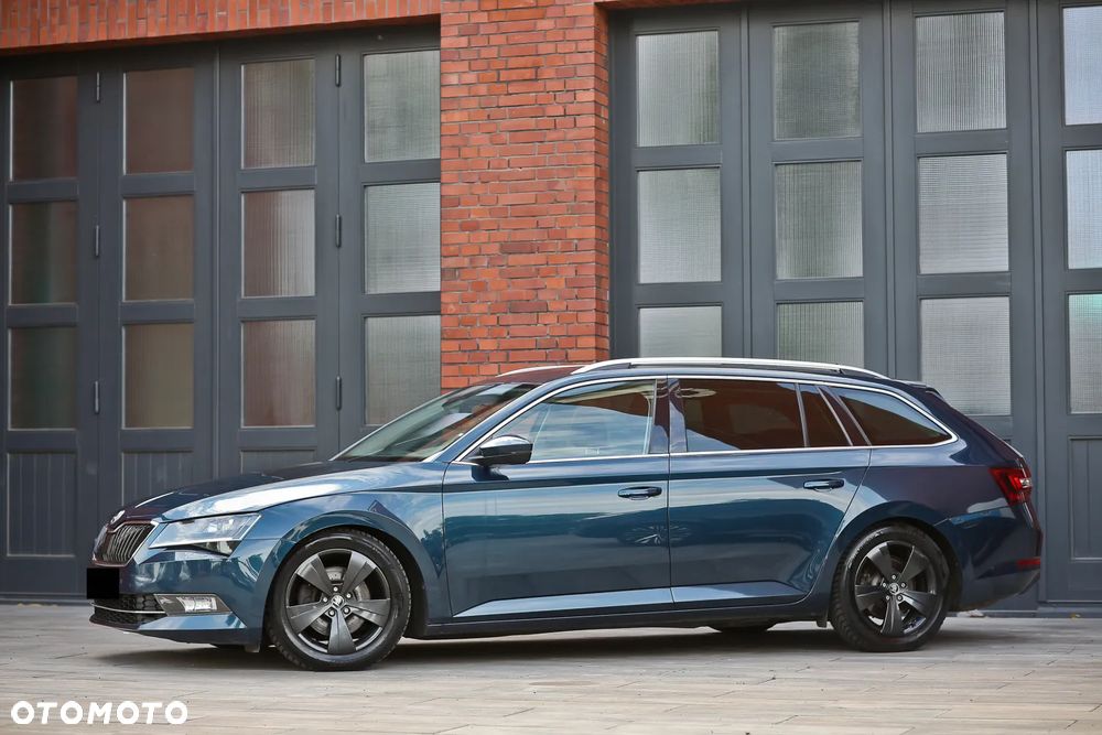 Skoda Superb 2.0 TDI 4x4 DSG Style - 9