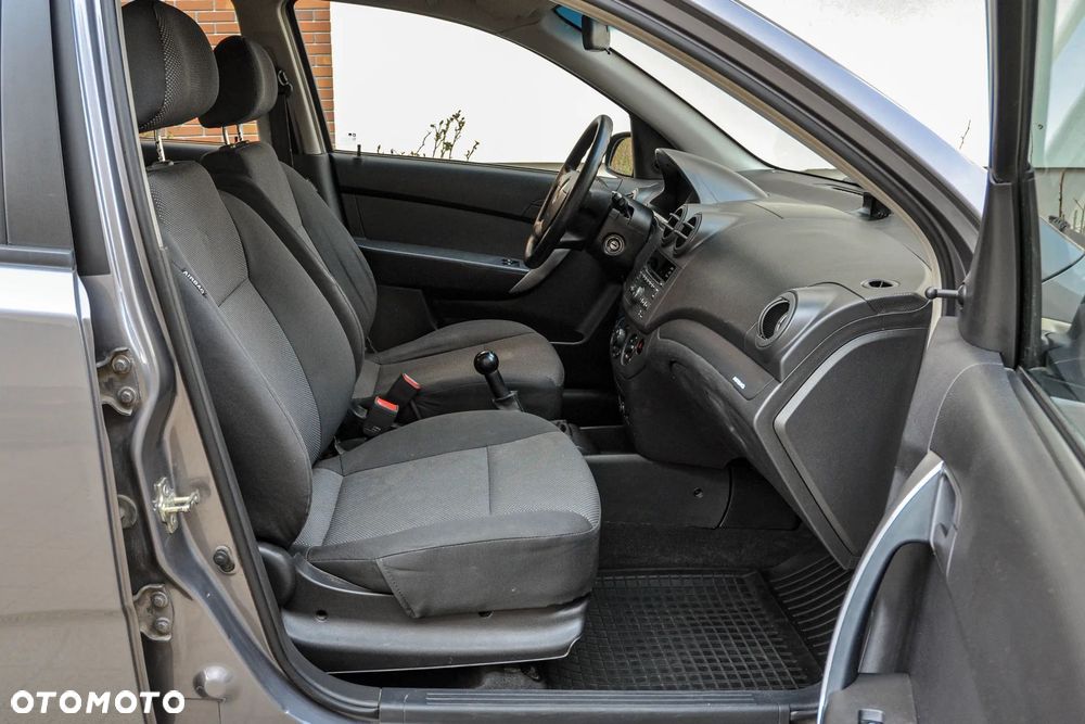 Chevrolet Aveo - 10
