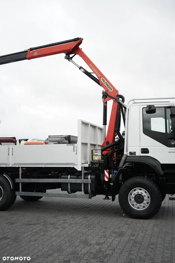 Iveco TRAKKER / 310 / EEV / 4 X 4 / SKRZYNIOWY + HDS / PALFINGER PK 12002 / PILOT - 16