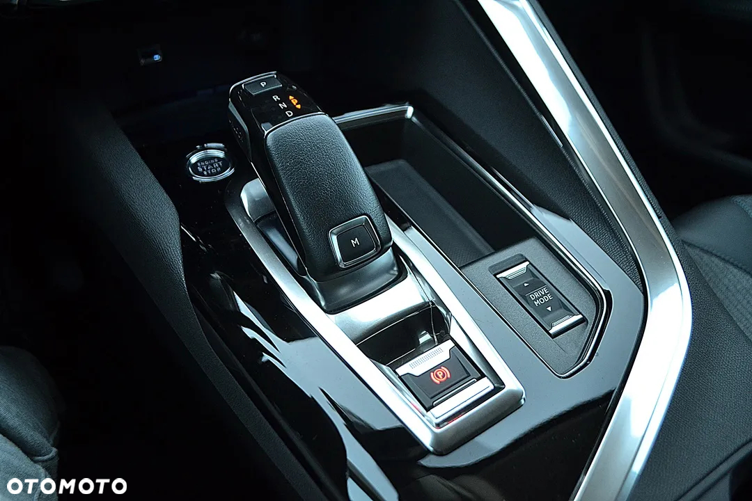 Peugeot 3008 BlueHDi 130 Stop & Start EAT8 Allure - 35