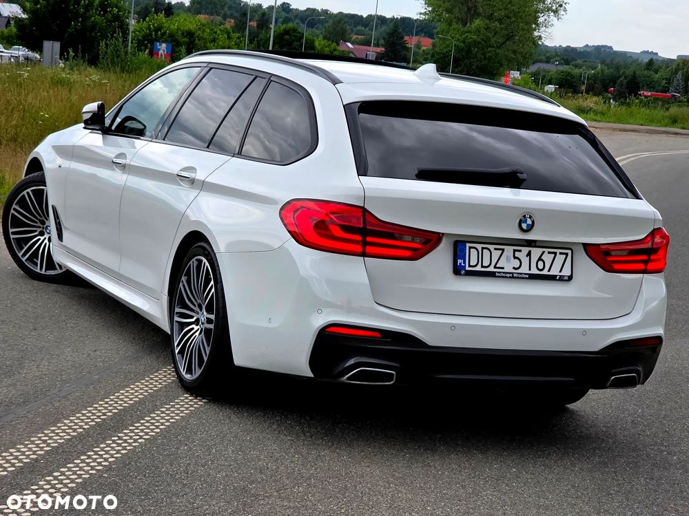 BMW Seria 5 520d xDrive M Sport Edition - 11