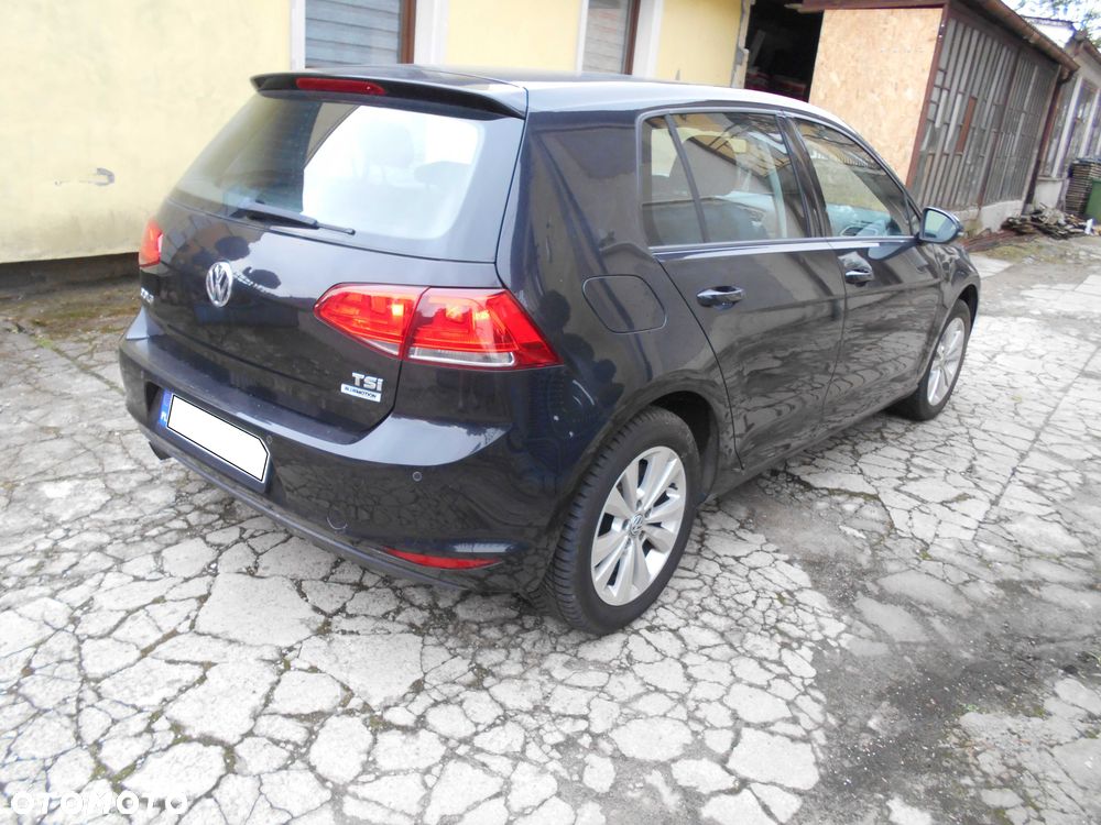 Volkswagen Golf - 4