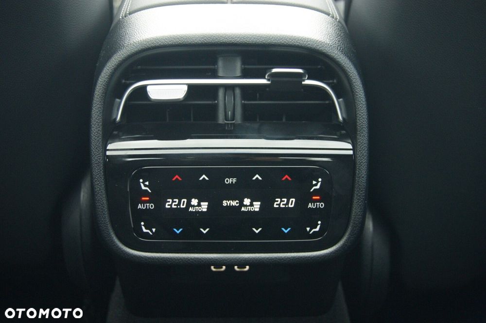 Mercedes-Benz Klasa E - 14
