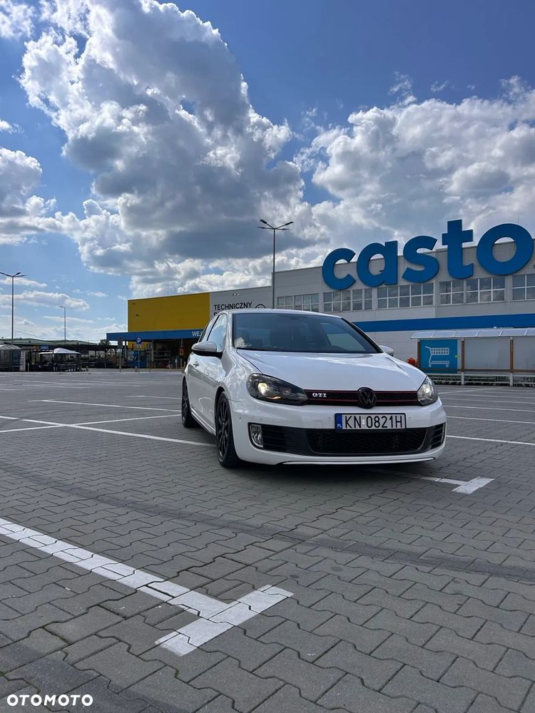 Volkswagen Golf VI 2.0 TSI GTI DSG - 2