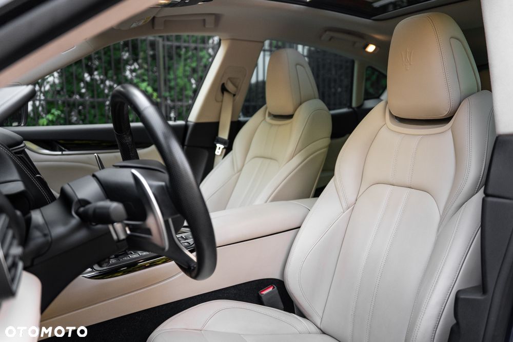 Maserati Levante Q4 GranSport - 19