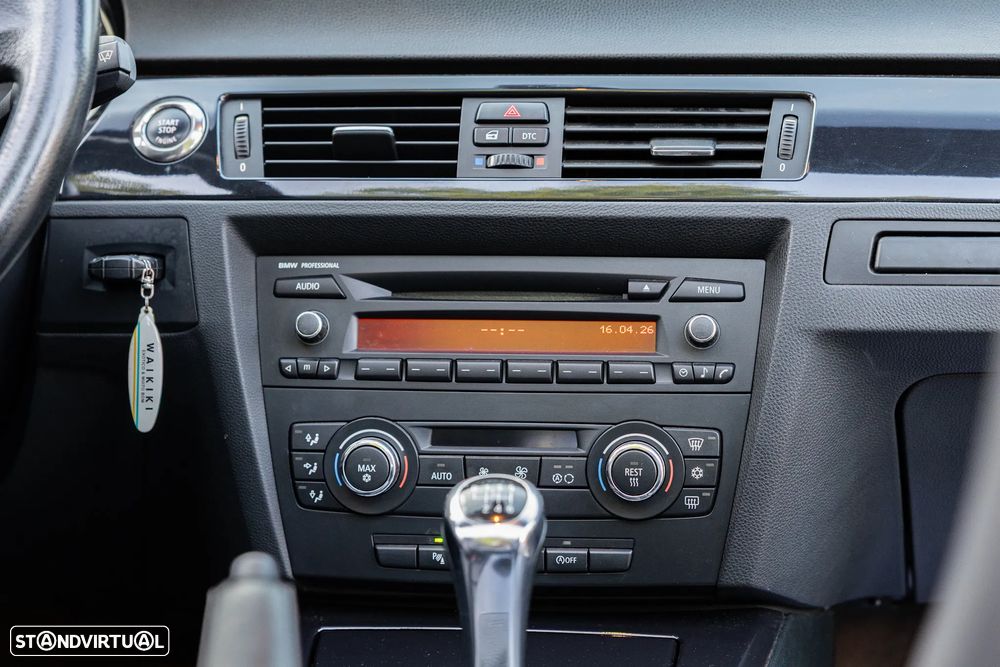 BMW 320 d Cabrio - 23