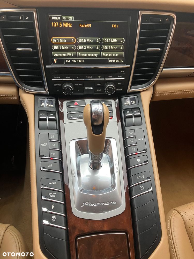 Porsche Panamera 4S PDK - 13