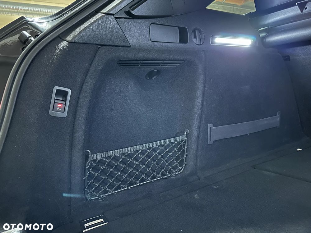 Audi A4 Avant 2.0 TDI ultra sport - 10
