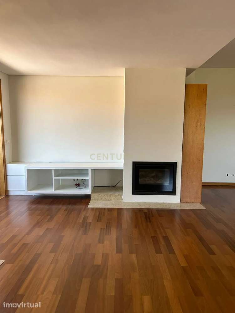 Excelente Apartamento T3 com elevador e garagem | Arrendamento | Nogue - Grande imagem: 5/39