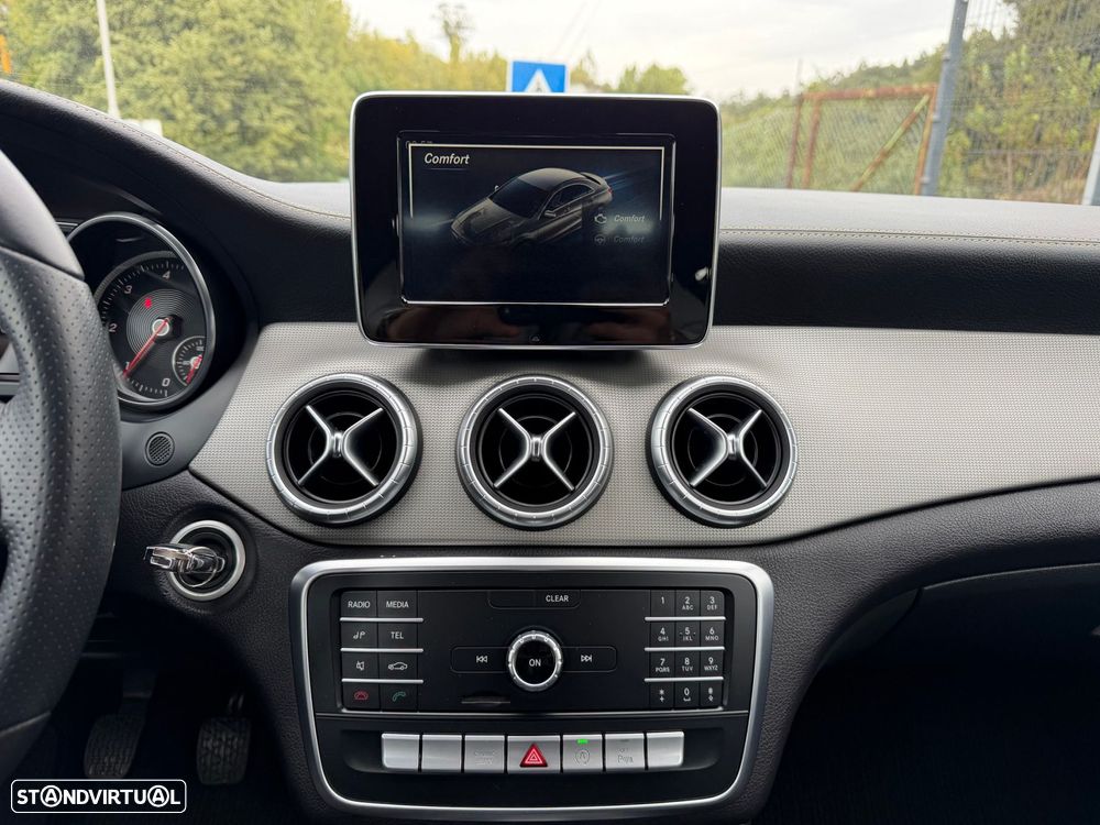 Mercedes-Benz CLA 180 d Urban - 27