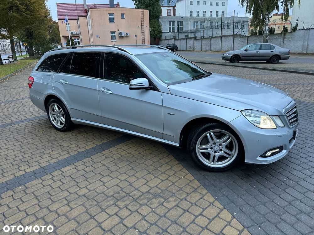 Mercedes-Benz Klasa E 250 CGI BlueEffICIENCY Avantgarde - 7