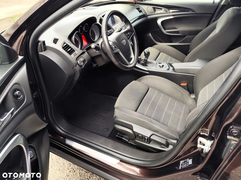 Opel Insignia - 9