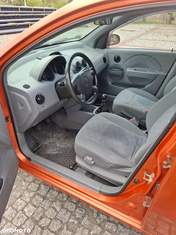 Daewoo Kalos - 9