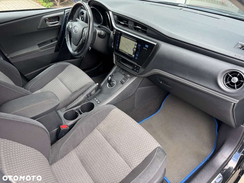 Toyota Auris Hybrid 135 Prestige - 20