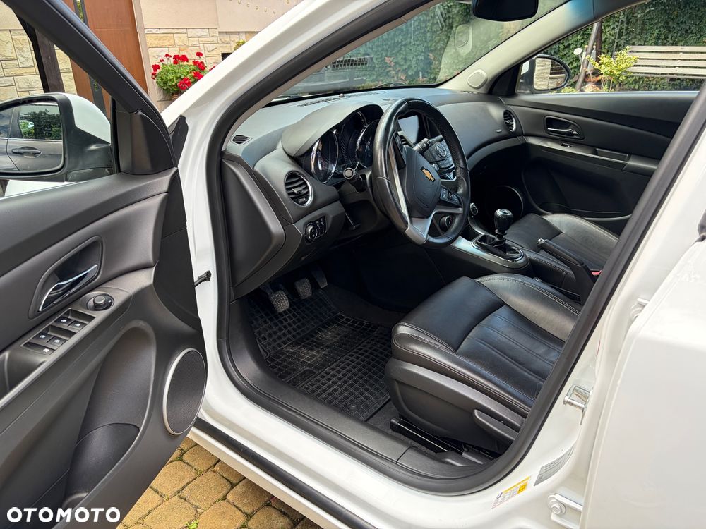 Chevrolet Cruze 1.4T LTZ - 15