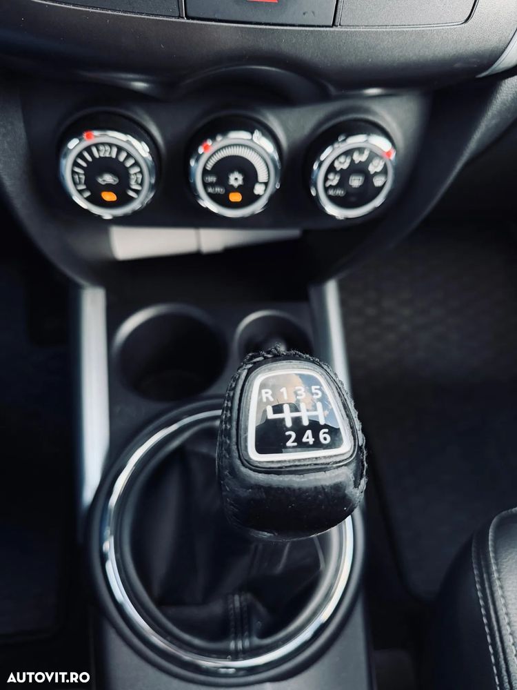 Mitsubishi ASX 1.8 DI-D 4WD Intense - 14