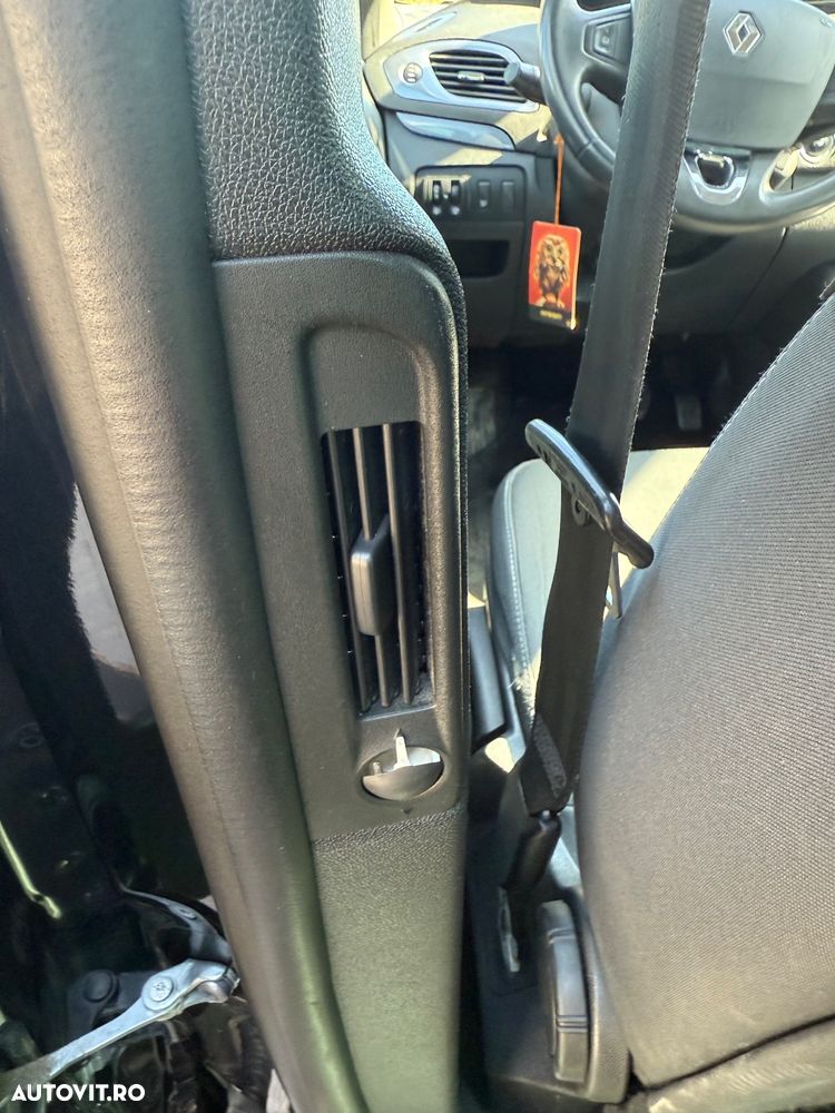 Renault Scenic ENERGY dCi 110 EDC LIMITED - 13
