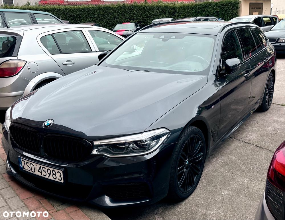 BMW Seria 5 520d M Sport - 1