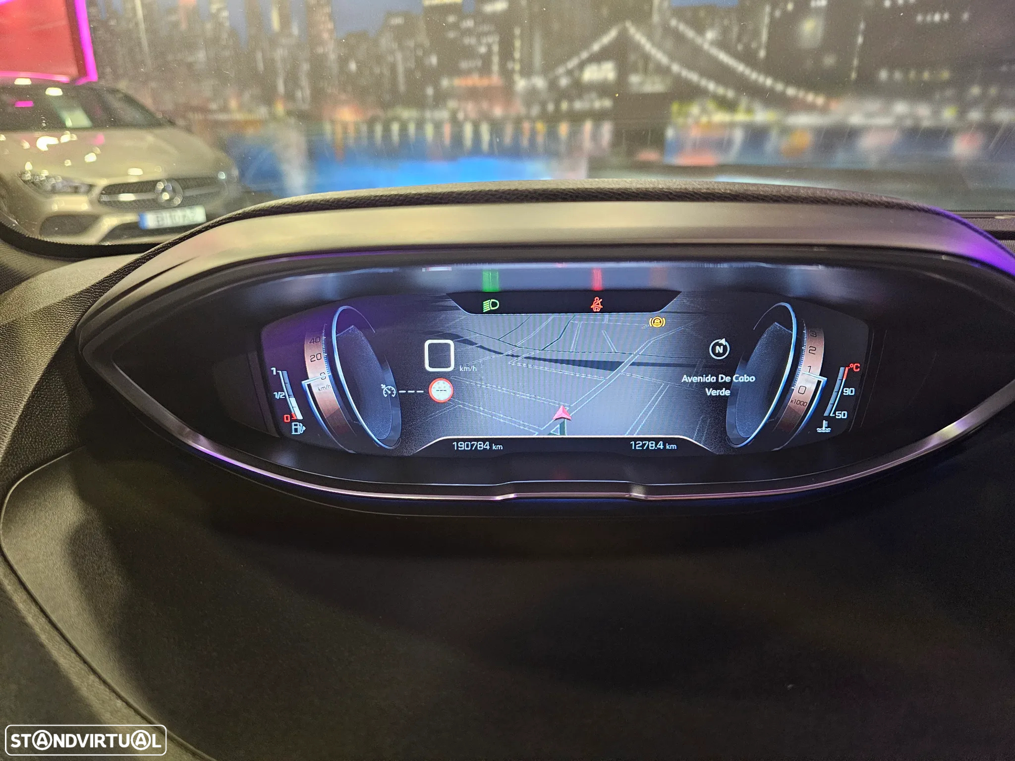 Peugeot 5008 1.6 BlueHDi GT Line - 23