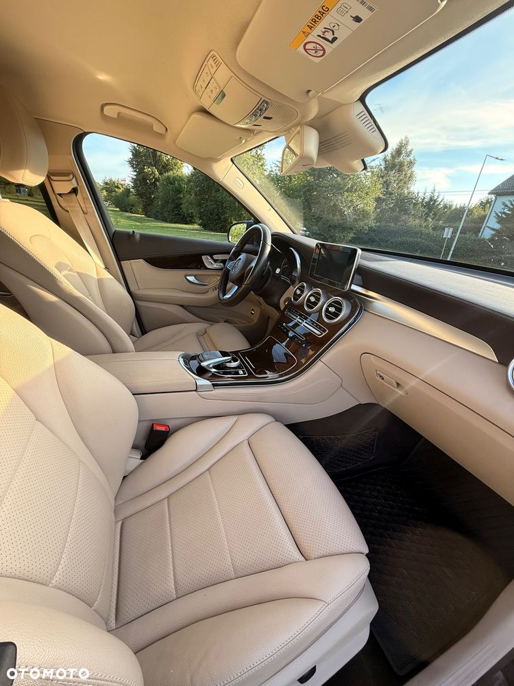 Mercedes-Benz GLC 250 4-Matic - 12