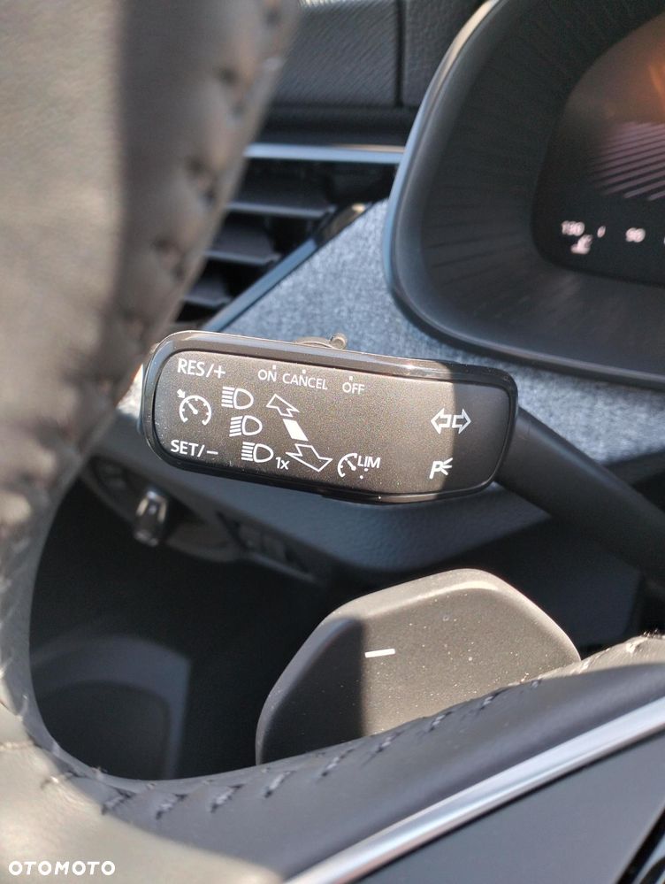 Skoda Scala 1.0 TSI Selection DSG - 11