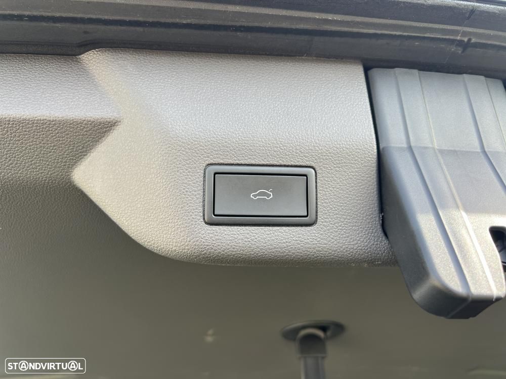 VW Multivan 1.4 TSI e-Hybrid Life DSG - 14