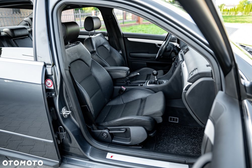 Audi A4 Limousine 1.8 T quattro - 23