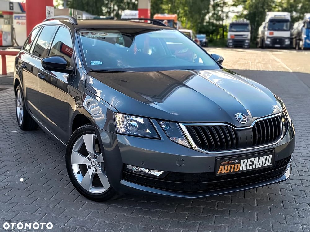 Skoda Octavia 2.0 TDI DSG Ambition - 3