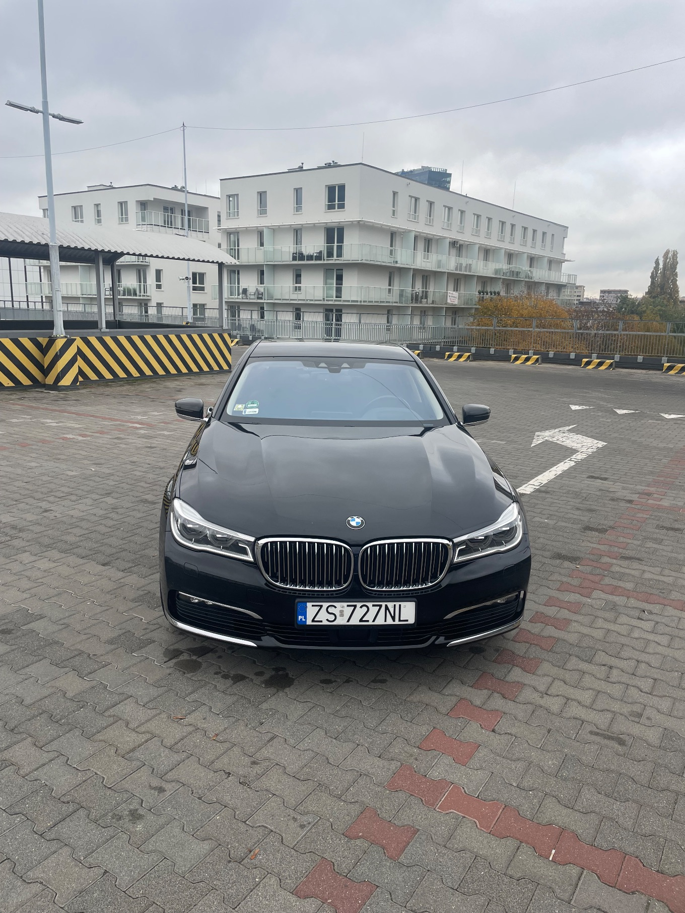 BMW Seria 7 730d xDrive - 14