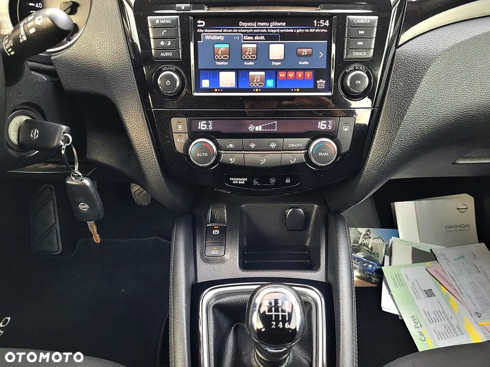 Nissan Qashqai 1.3 DIG-T N-WAY - 18