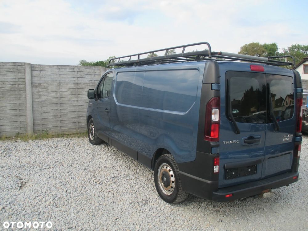 Renault Trafic - 2