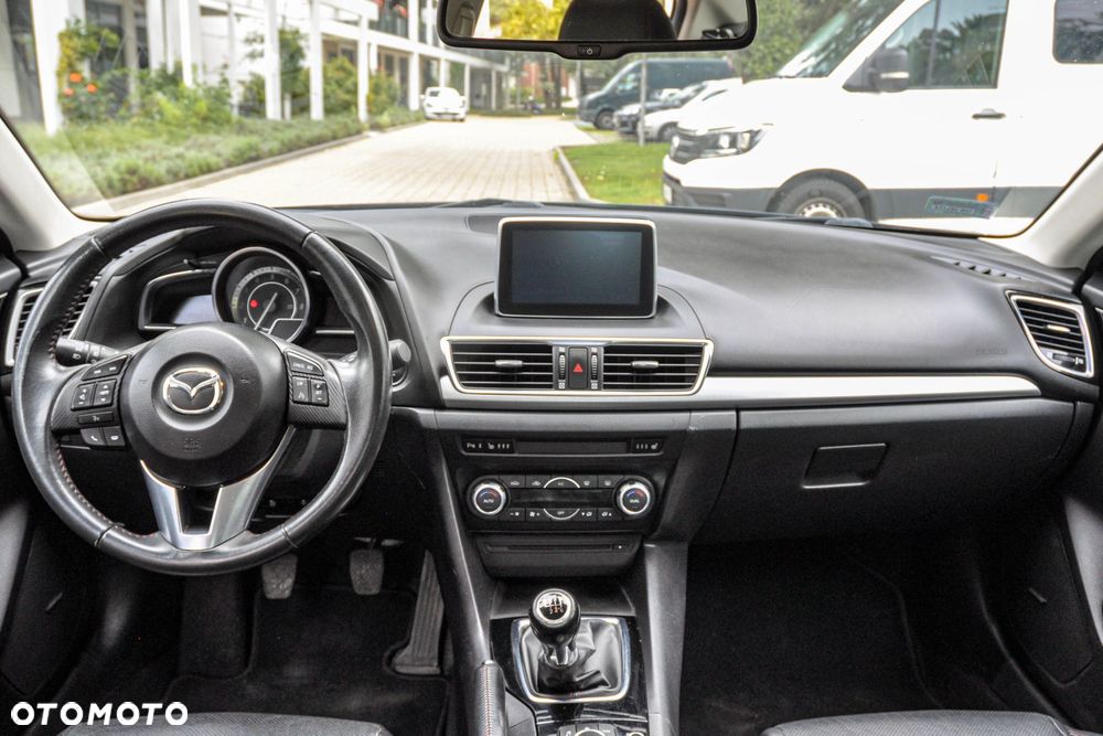 Mazda 3 - 10