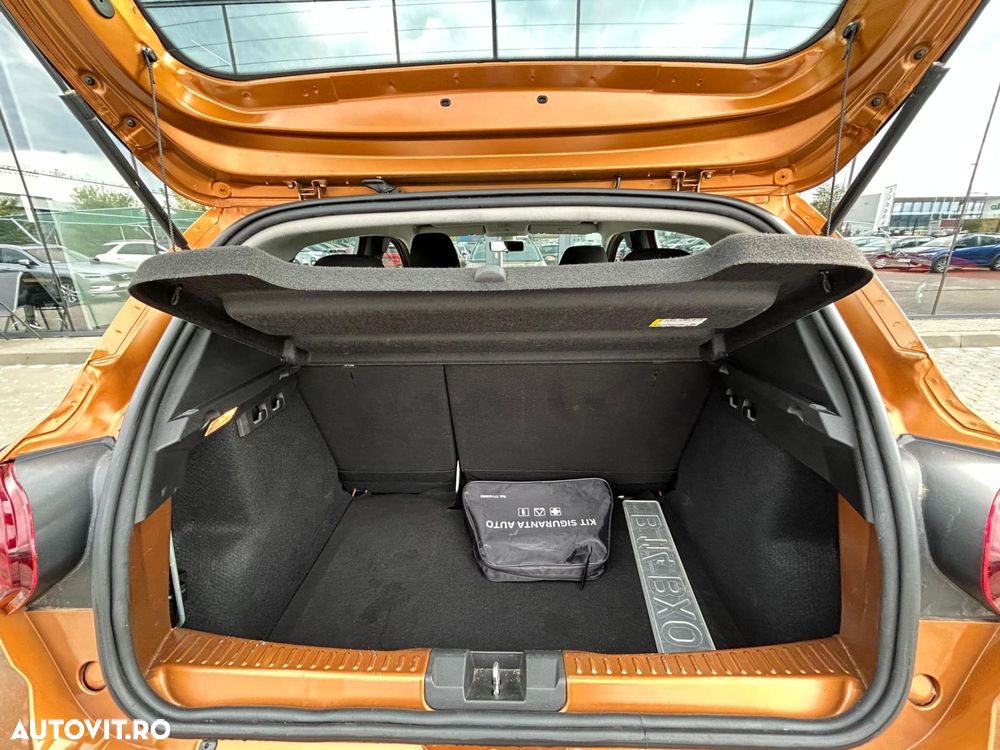 Dacia Sandero Stepway TCe 90 MT6 Comfort - 28
