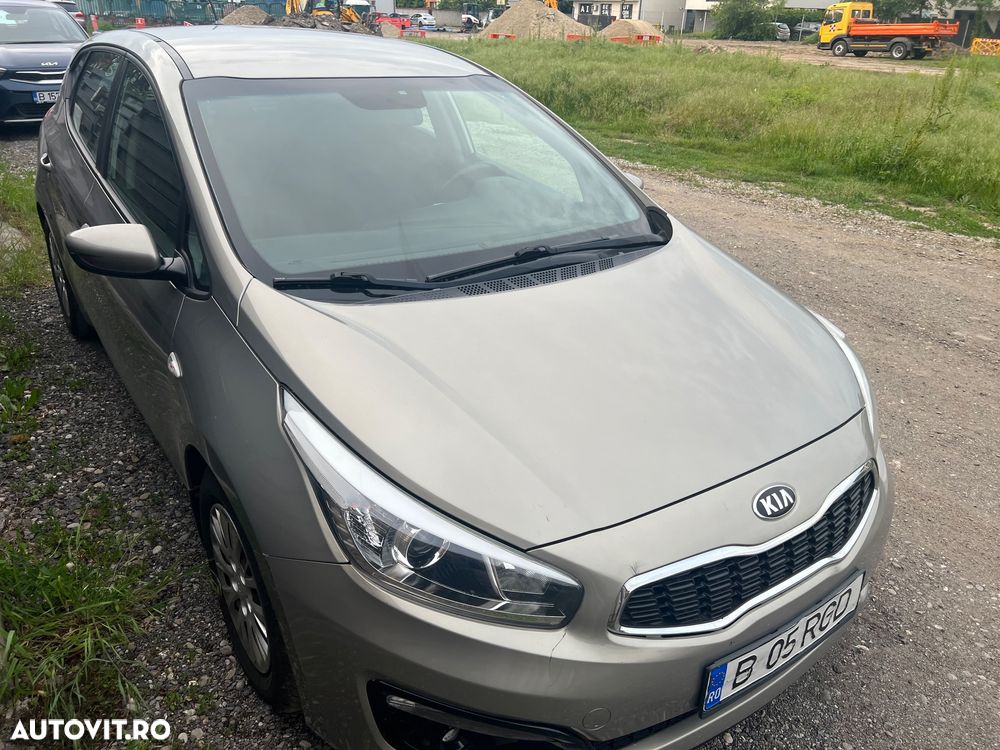 Kia Ceed 1.6 CRDi Spirit - 1