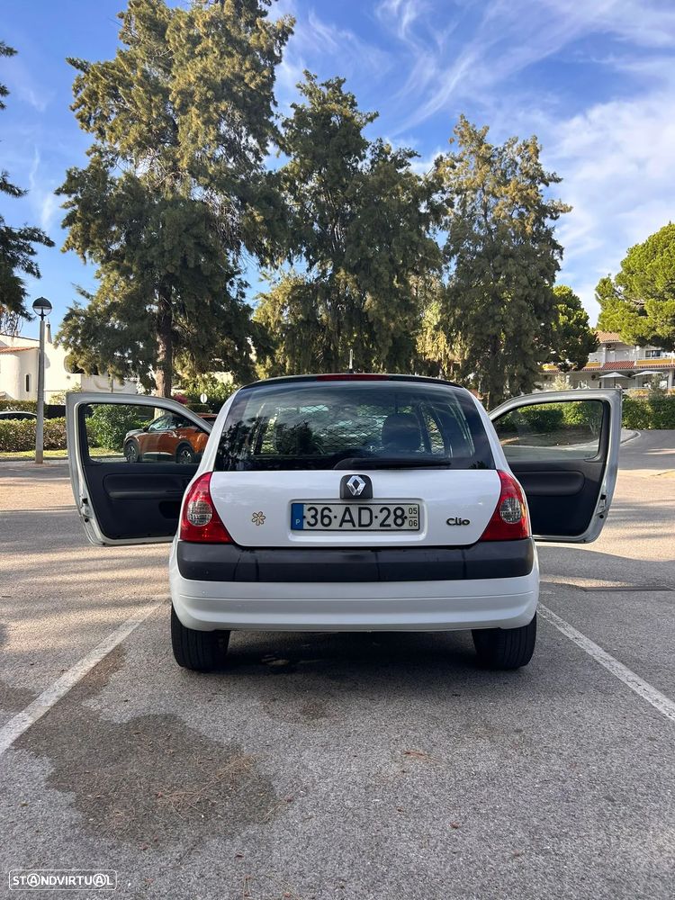 Renault Clio 1.5 dCi - 4