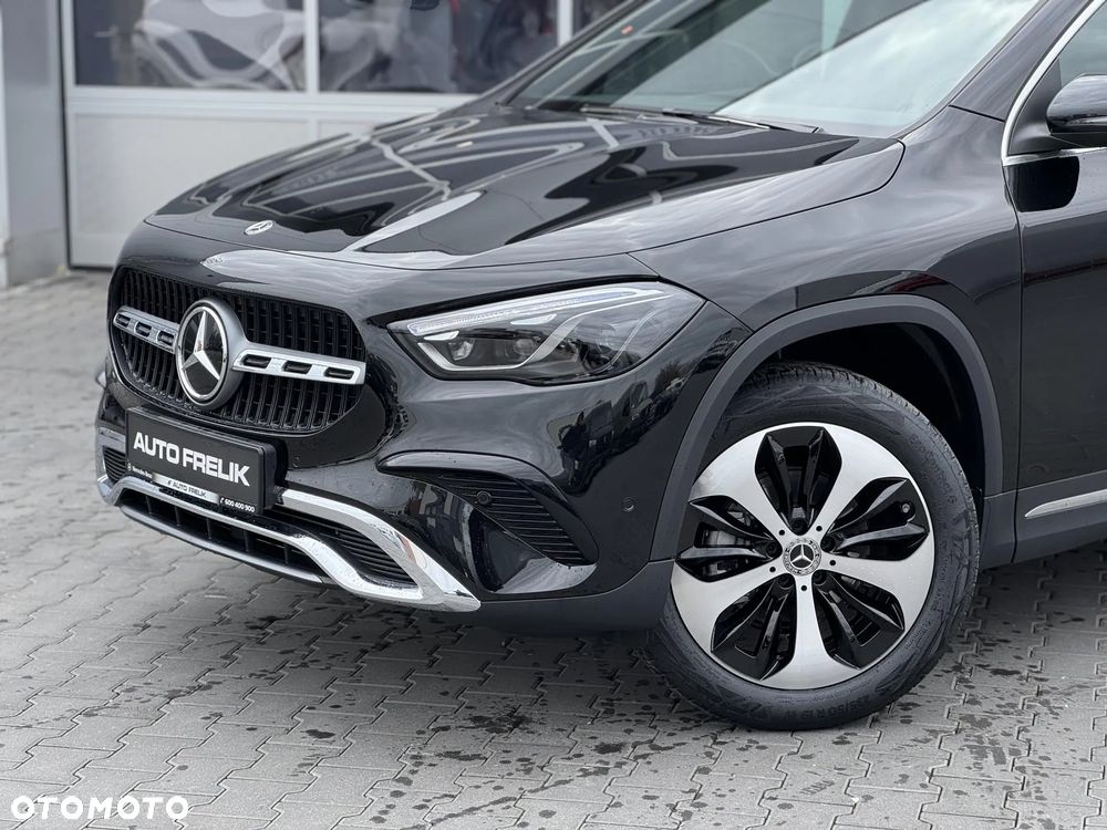 Mercedes-Benz GLA 200 Progressive - 3