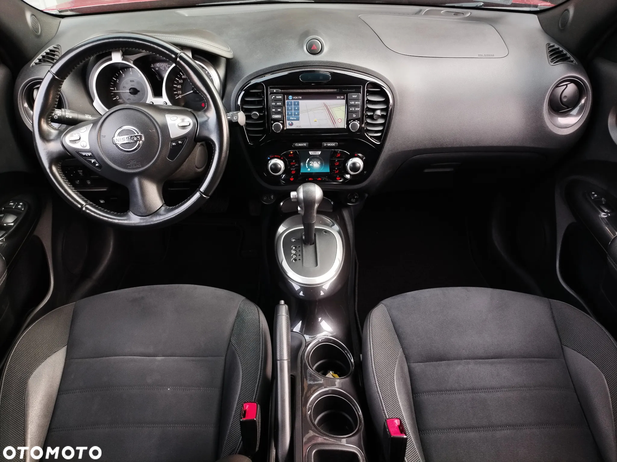 Nissan Juke 1.6 N-Connecta Xtronic - 5